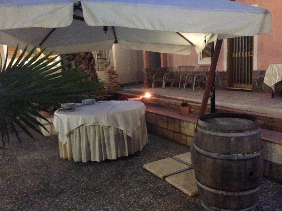 Hotel La Pineta Joppolo Eksteriør billede