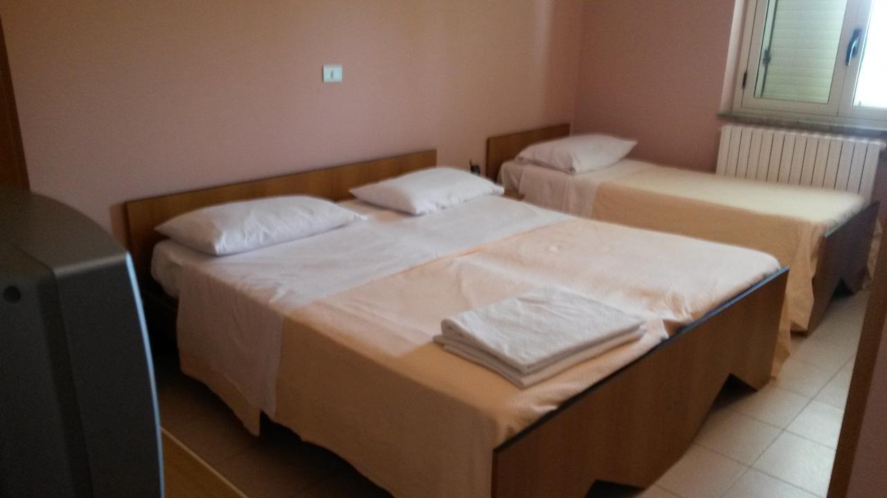 Hotel La Pineta Joppolo Eksteriør billede