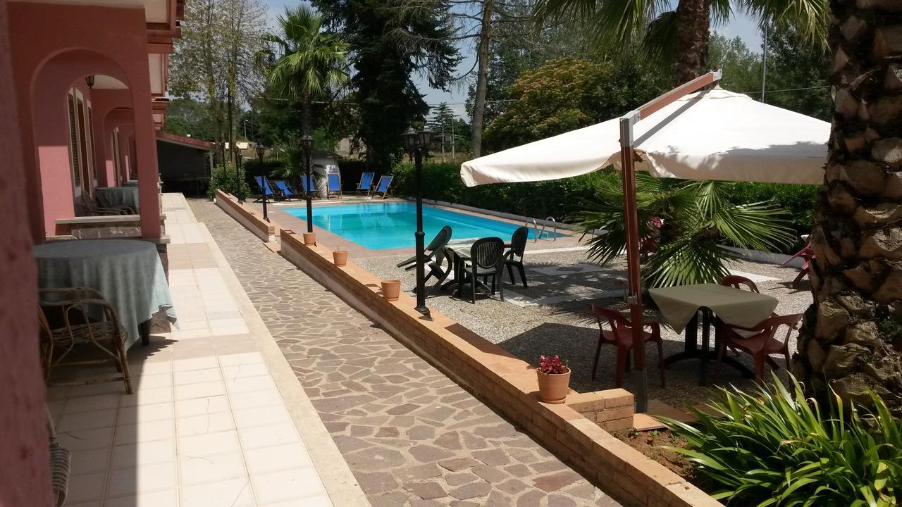 Hotel La Pineta Joppolo Eksteriør billede